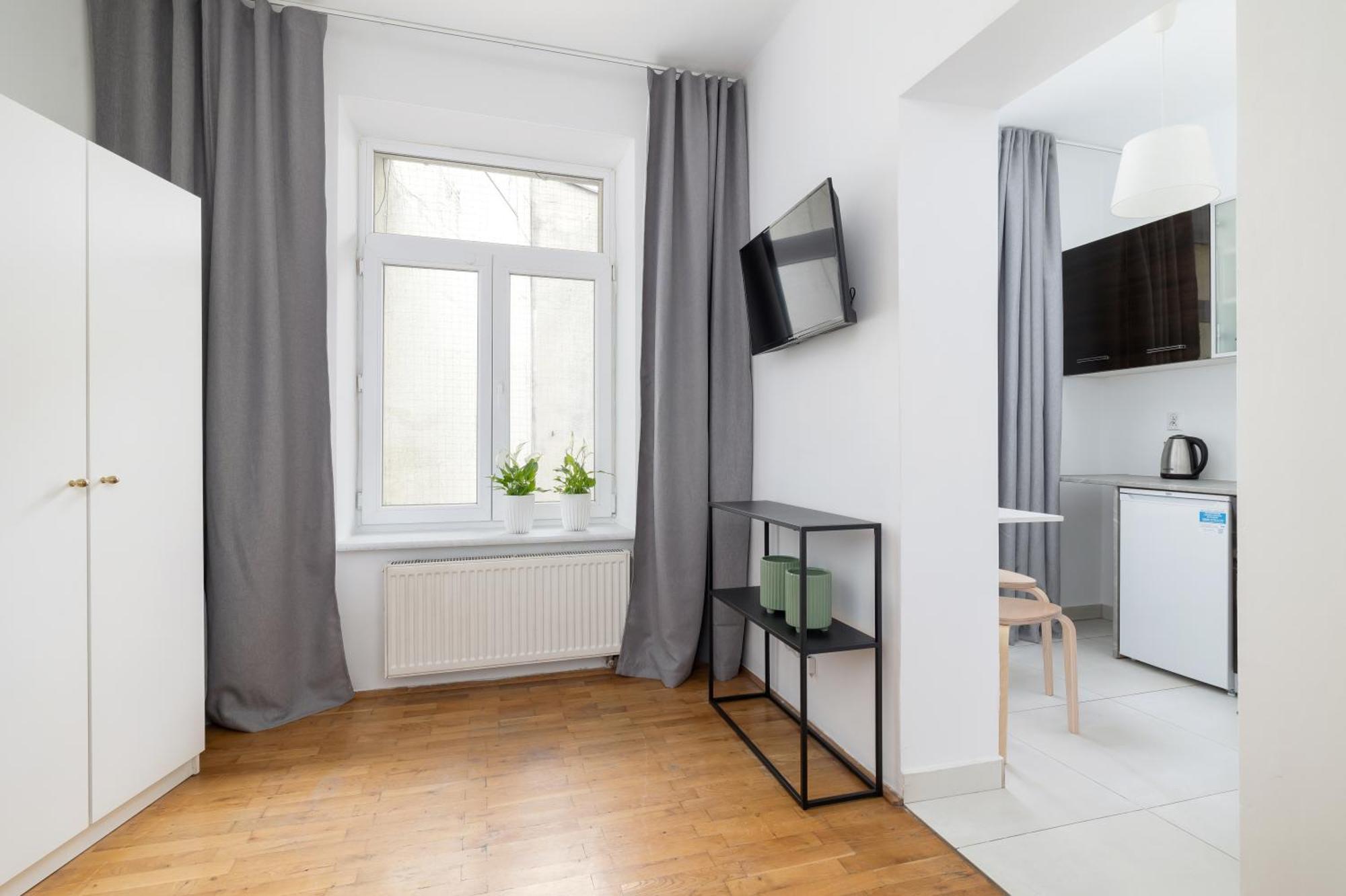 Studio Apartment With Ac - Dluga 65 คราคูฟ ภายนอก รูปภาพ